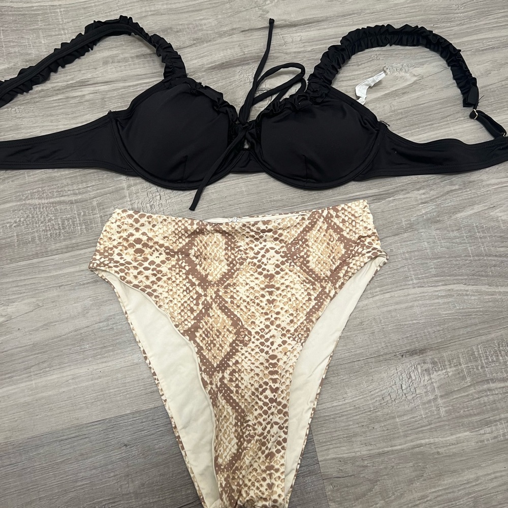 Toluca swim top and bottom